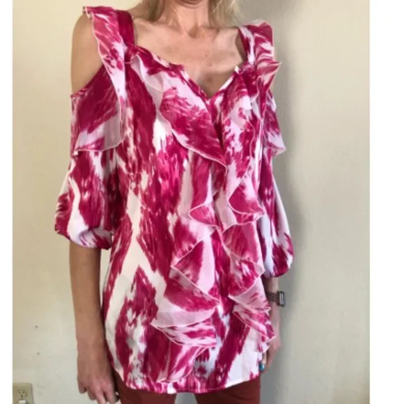 Hot in Hollywood | Women's cold shoulder ruffle top tunic - Picture 3 of 14